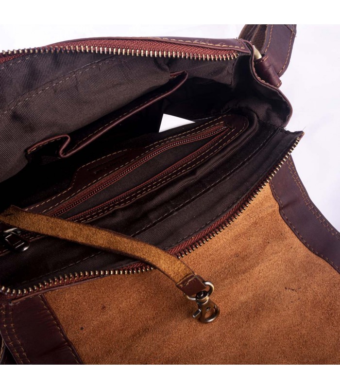 BORSELLO MONTEFALCO PICCOLO IN PELLE 24X7 H22 CM